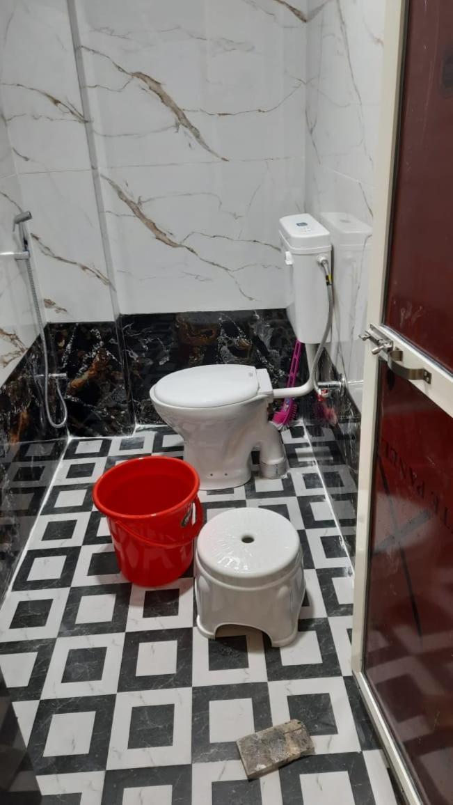 Golden Guest House Ujjain Ngoại thất bức ảnh